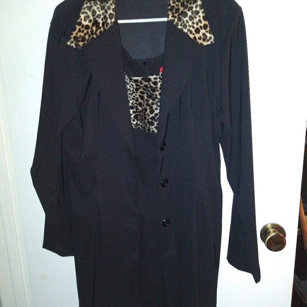 Alyn Paige Dress